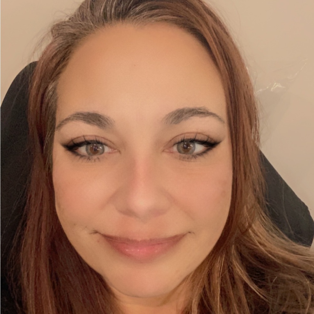 Meet your Posher, Nichol